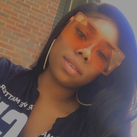 Accessories - Shades